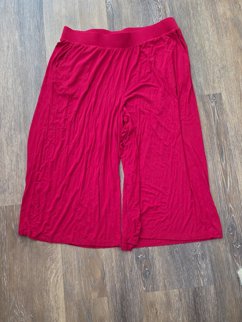 Torrid Womens Wide-Leg Pull-On Bottoms in Red